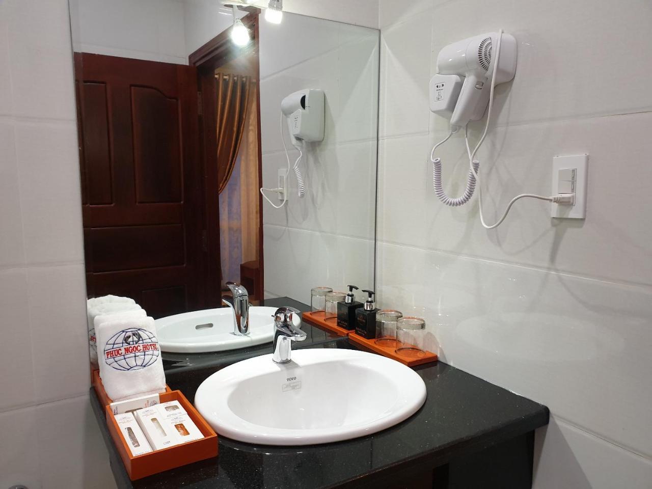 Phuc Ngoc Hotel Rạch Giá Kültér fotó