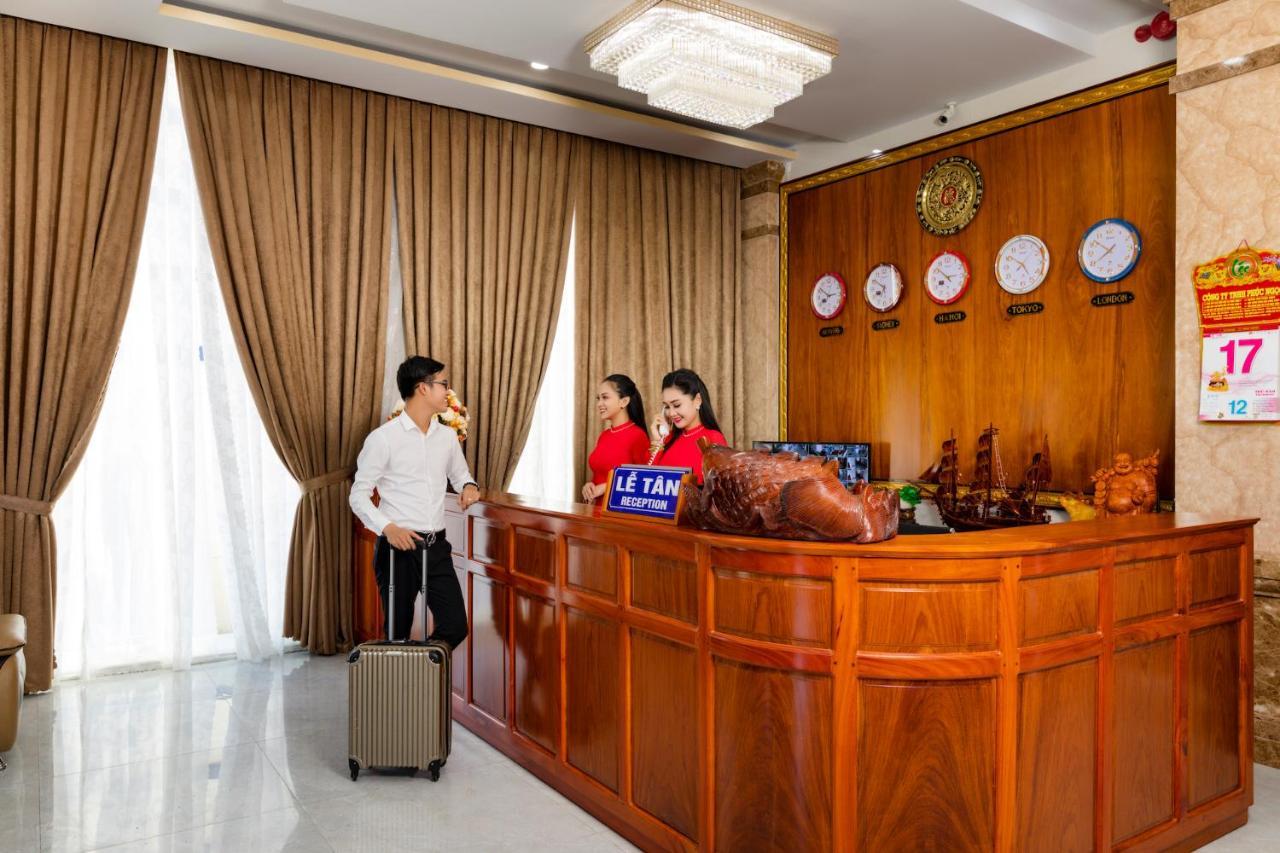 Phuc Ngoc Hotel Rạch Giá Kültér fotó