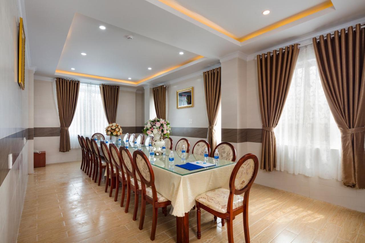 Phuc Ngoc Hotel Rạch Giá Kültér fotó
