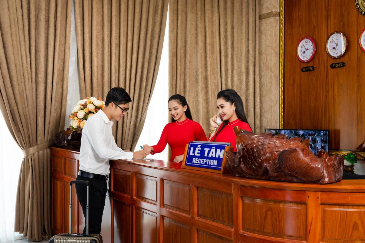 Phuc Ngoc Hotel Rạch Giá Kültér fotó